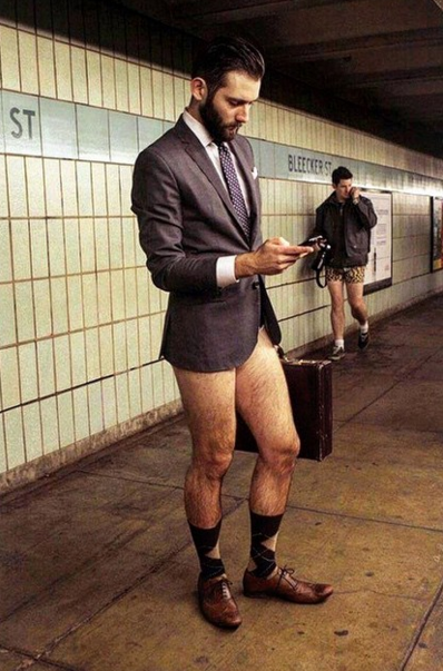 Día sin pantalones en el metro