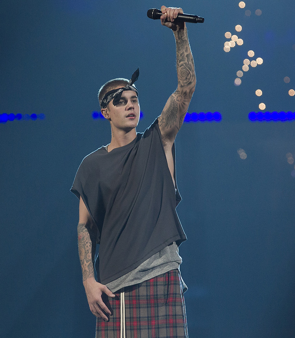 Justin Bieber sin ropa de gira