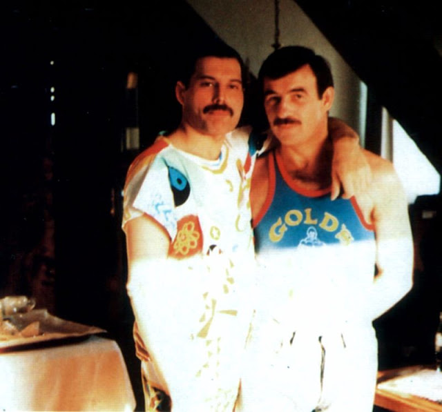 Freddie Mercury y Jim Hutton