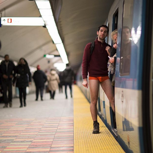 Sin pantalones en el metro 2018