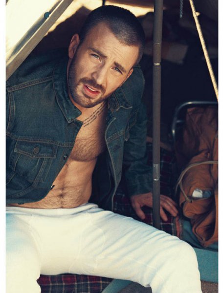 Chris Evans para \'Details\'