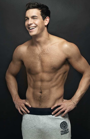 Mario Casas (2/9)