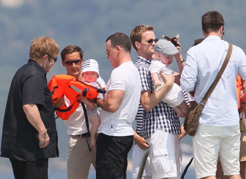 Neil Patrick Harris, Elton John, maridos e hijos