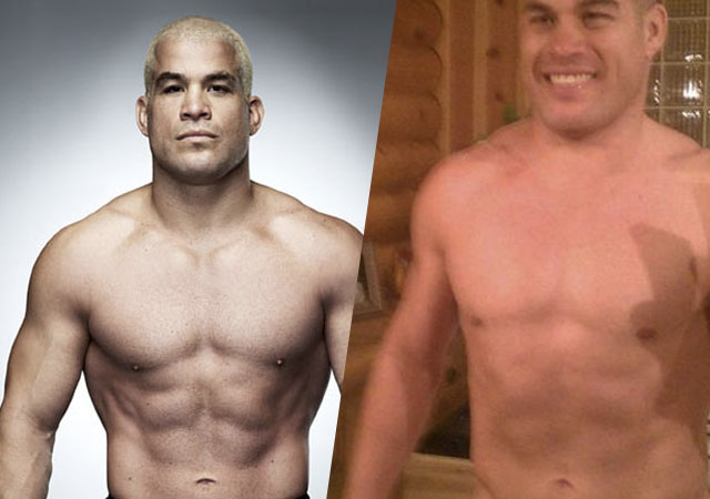 El luchador de la MMA Tito Ortiz desnudo completamente.