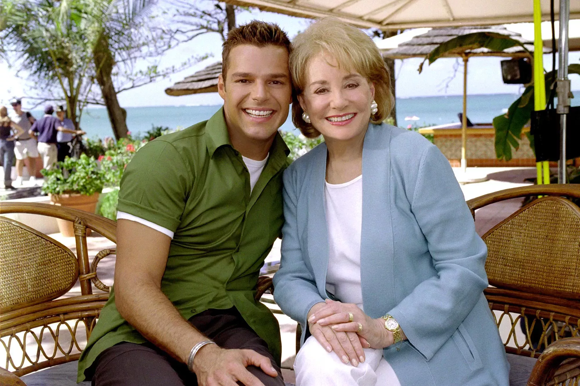 La fallecida periodista estadounidense Barbara Walters dice que se arrepiente de haber presionado a Ricky Martin para que se declarara gay