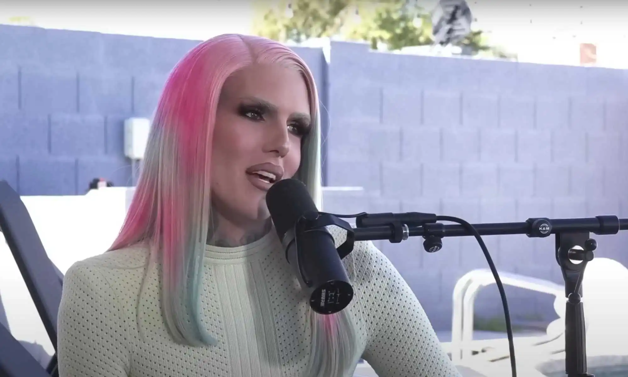 Jeffree Star vuelve a hablar de identidades de género inventadas en