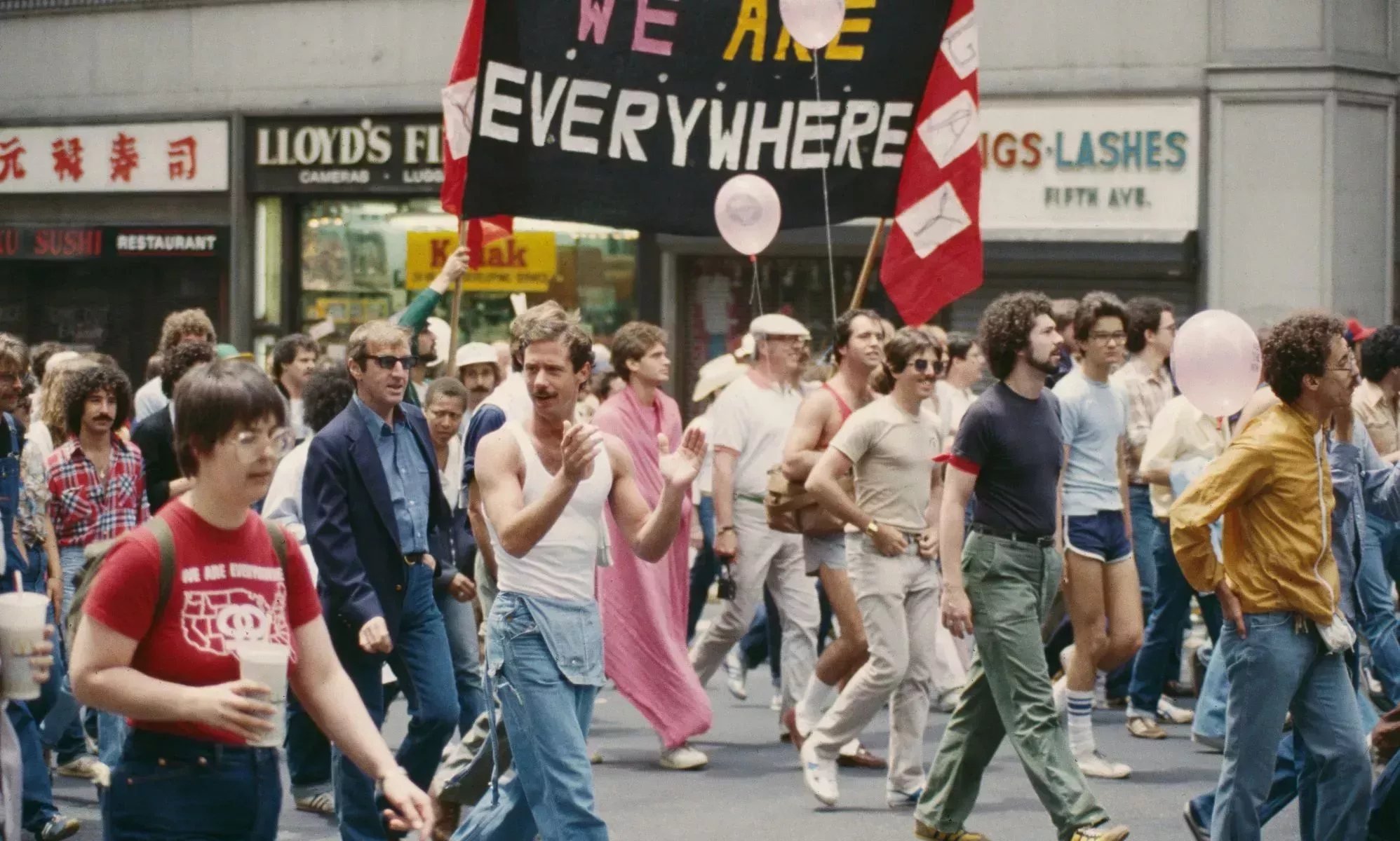 Fascinantes imágenes del Orgullo de los 70 muestran el activismo queer de hace medio siglo