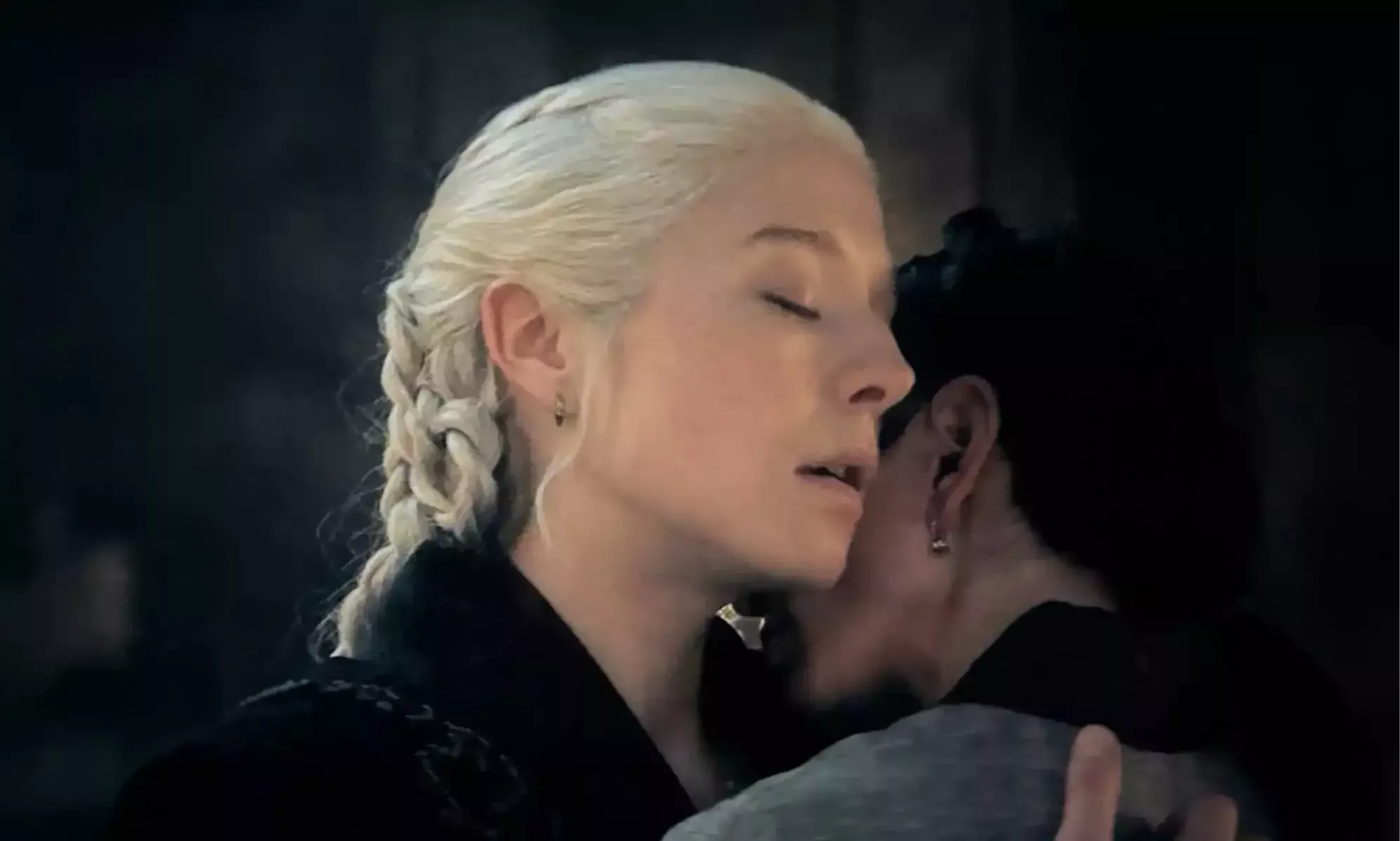 Los fans de Queer House of the Dragon se regocijan tras el tórrido y sáfico beso de Rhaenyra: 'Esto es muy caliente'