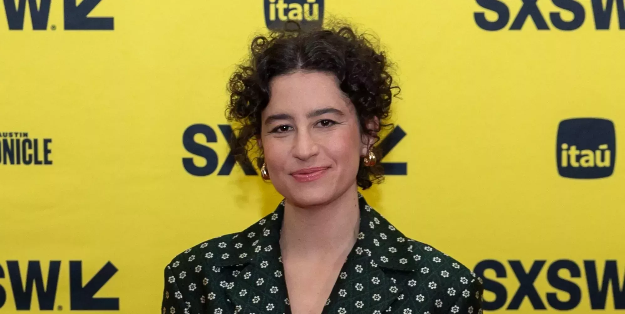 Ilana Glazer, de Broad City, explica cómo su embarazo le hizo darse cuenta de que no es binaria