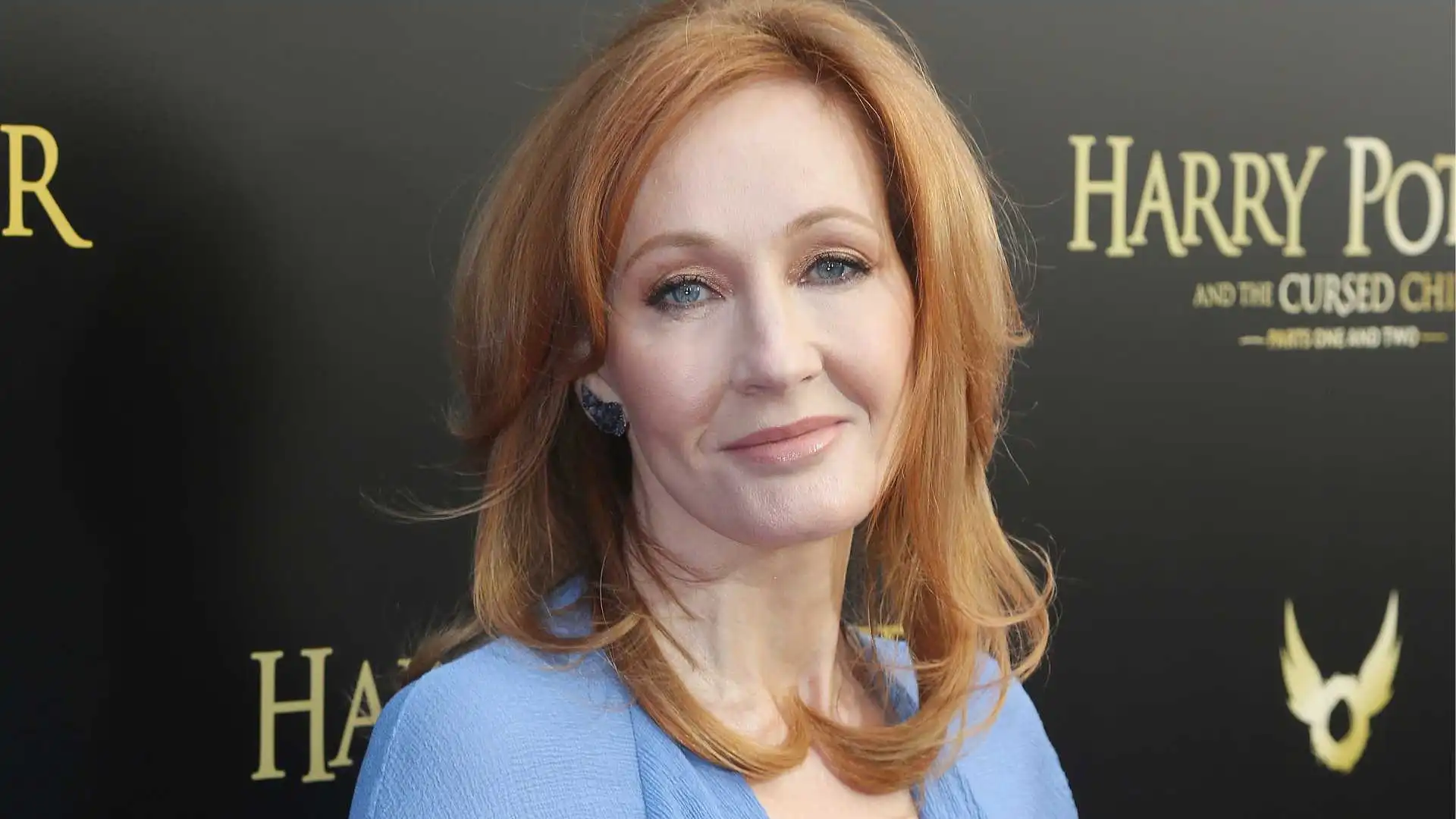 JK Rowling arremete contra Butlin's tras la suspensión de sus guardias de seguridad por presuntos malos tratos a personas trans