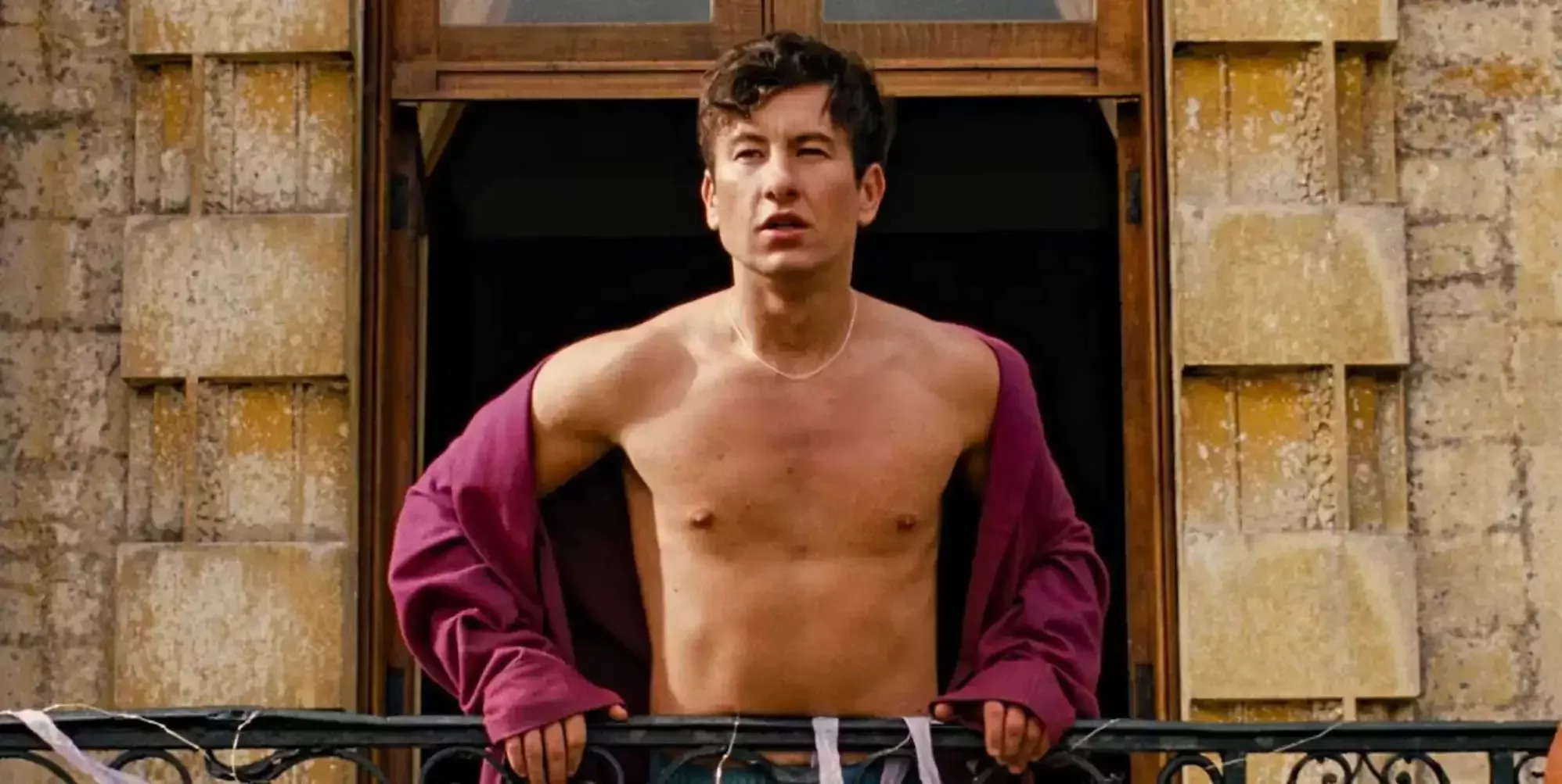 Barry Keoghan confirma que no usó un prostético en la escena de desnudo frontal de Saltburn