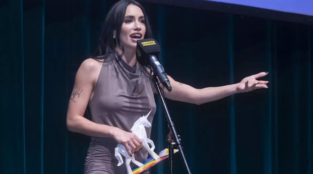 Lali Espósito: Un Ícono Pop que Celebra la Diversidad y la Inclusión Sin Miedo