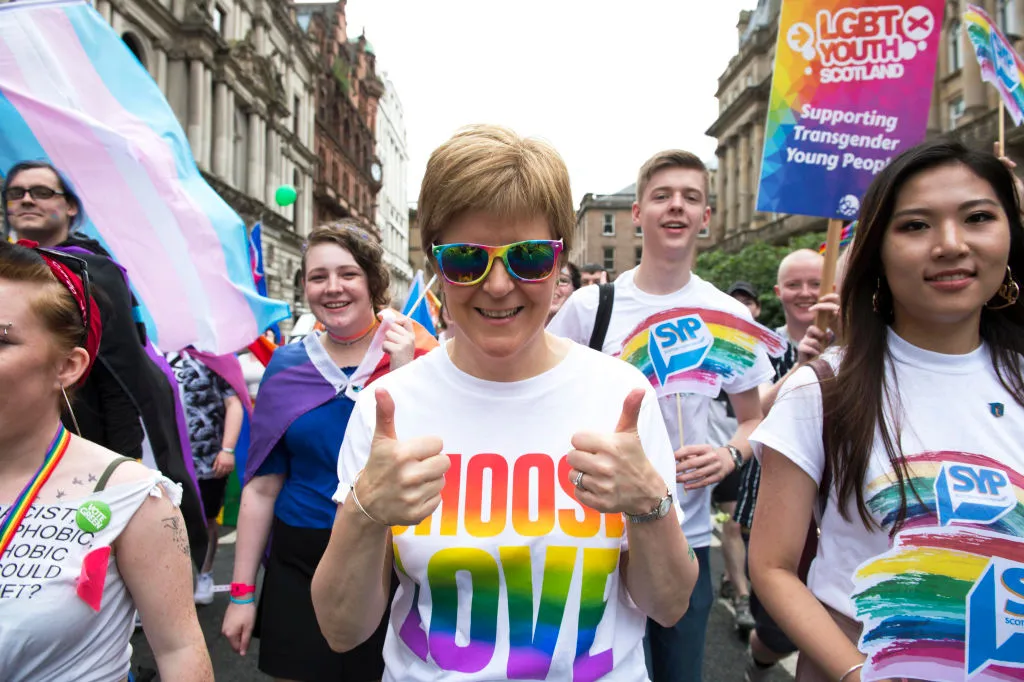 Nicola Sturgeon orgullosa de la legalización del matrimonio entre personas del mismo sexo