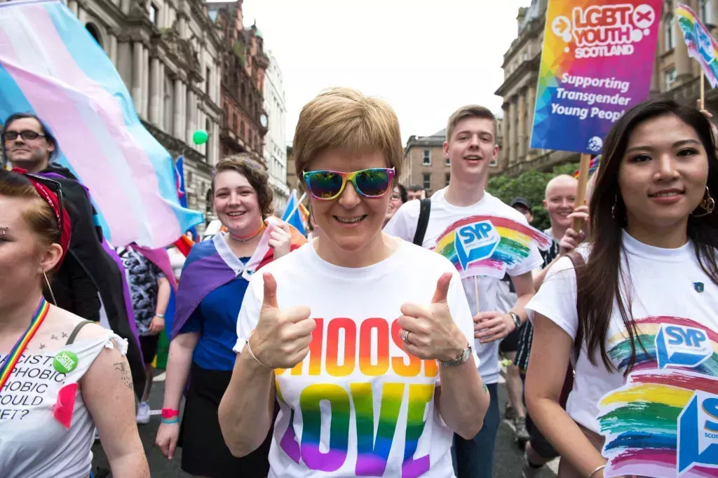 Nicola Sturgeon 'orgullosa' de la legalización del matrimonio entre personas del mismo sexo, una década después: 'Envió una señal poderosa'