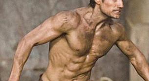 Impresionante shirtless de Henry Cavill en "Immortals".