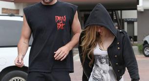 Avril Lavigne no se lo monta nada mal.