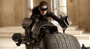 Primera imagen de Anne Hattaway como Catwoman