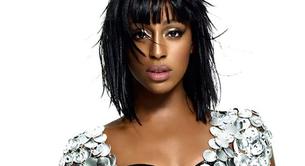 Alexandra Burke sigue sonando choni en la versión single de 'Elephant'