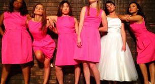 Las chicas de 'Glee' imitan el cartel de 'Bridesmaids'