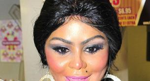 Lil' Kim saca single que a nadie importa y le dice a Nicki Minaj: "eres una Stupid Hoe"