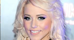 Amelia Lily, finalista de 'X Factor', firma contrato con Xenomania