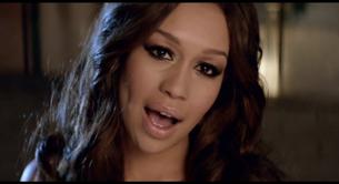 Rebecca Ferguson tiene nuevo single y vídeo: 'Glitter & Gold'