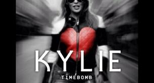 Kylie Minogue declara la guerra con 'Timebomb' en el escenario de 'The Voice'