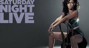 Rihanna actúa en 'Saturday Night Live' y estrena sus tres últimos singles