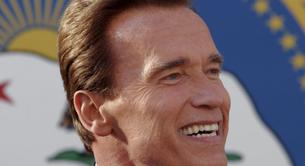 Arnold Schwarzenegger casa a una empleada lesbiana pero está en contra del matrimonio gay