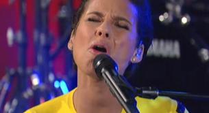 Alicia Keys da un pequeño concierto en el programa de Letterman