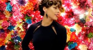 Alicia Keys estrena otro vídeo más para 'Girl On Fire'