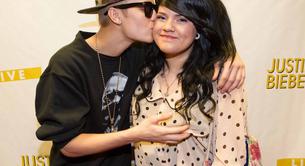 Justin Bieber agarra la teta de una fan en un meet & greet