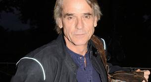 Jeremy Irons asegura que no es antigay