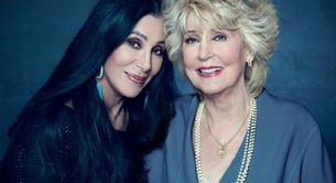 Cher y su madre Georgia Holt cantan juntas 'I'm Just Your Yesterday'