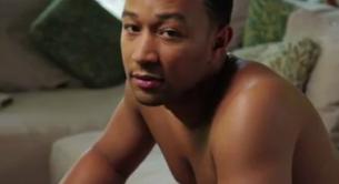 John Legend, desnudo en un gag para 'Funny or Die'