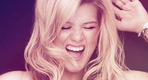 Kelly Clarkson define las actuaciones de los VMAs como "strippers desafinadas"