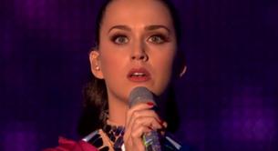 Katy Perry sorprende con un acústico de 'Unconditionally'