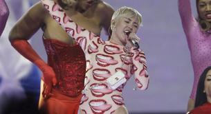 Miley Cyrus versiona a Coldplay y a Dolly Parton