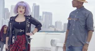 Pharrell Williams junto a Kelly Osbourne en el vídeo de 'Marilyn Monroe'