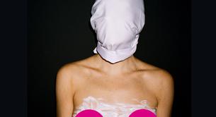 Sia, desnuda para celebrar su número 1 en Billboard