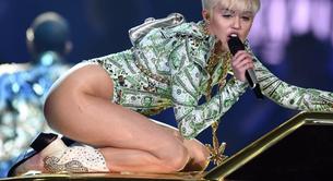 Multas a NBC por emitir el especial 'Bangerz Tour' de Miley Cyrus