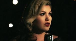 Vídeo de 'Wrapped In Red' de Kelly Clarkson, nuevo single navideño