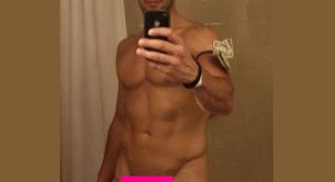 La selfie totalmente desnudo del actor Craig Parker