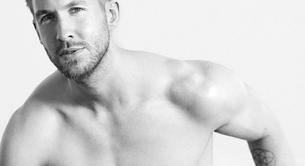 Calvin Harris amenaza a los que compartan sus fotos desnudo