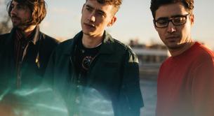 El líder de 'Years & Years' sale del armario "soy gay y canto sobre mis novios"