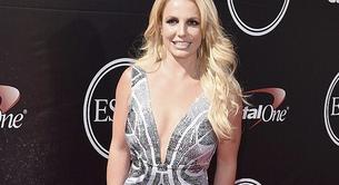 Britney Spears trabaja con los productores de Selena Gomez y amigos de Lady Gaga