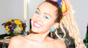 Miley Cyrus desnuda integral en V Magazine