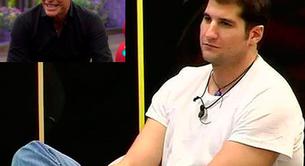 Carlos Lozano alucina con el enorme pene de Julián Contreras Jr en GHVIP