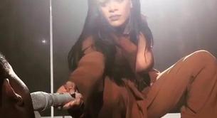 Un fan deja alucinando a Rihanna en concierto al cantar mejor que ella