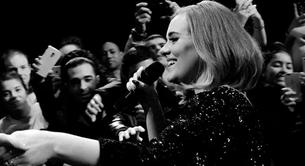 Adele pide que dejen de grabarla en un concierto